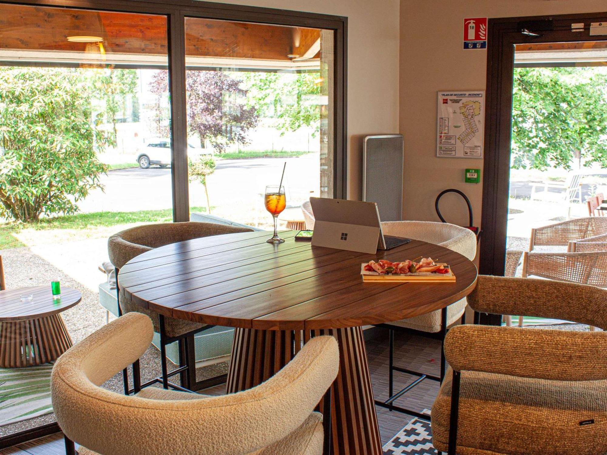 Ibis Amboise Hotel Екстериор снимка