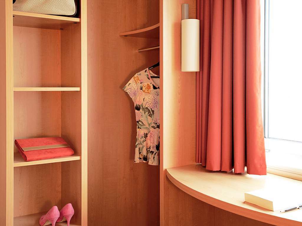 Ibis Amboise Hotel Стая снимка